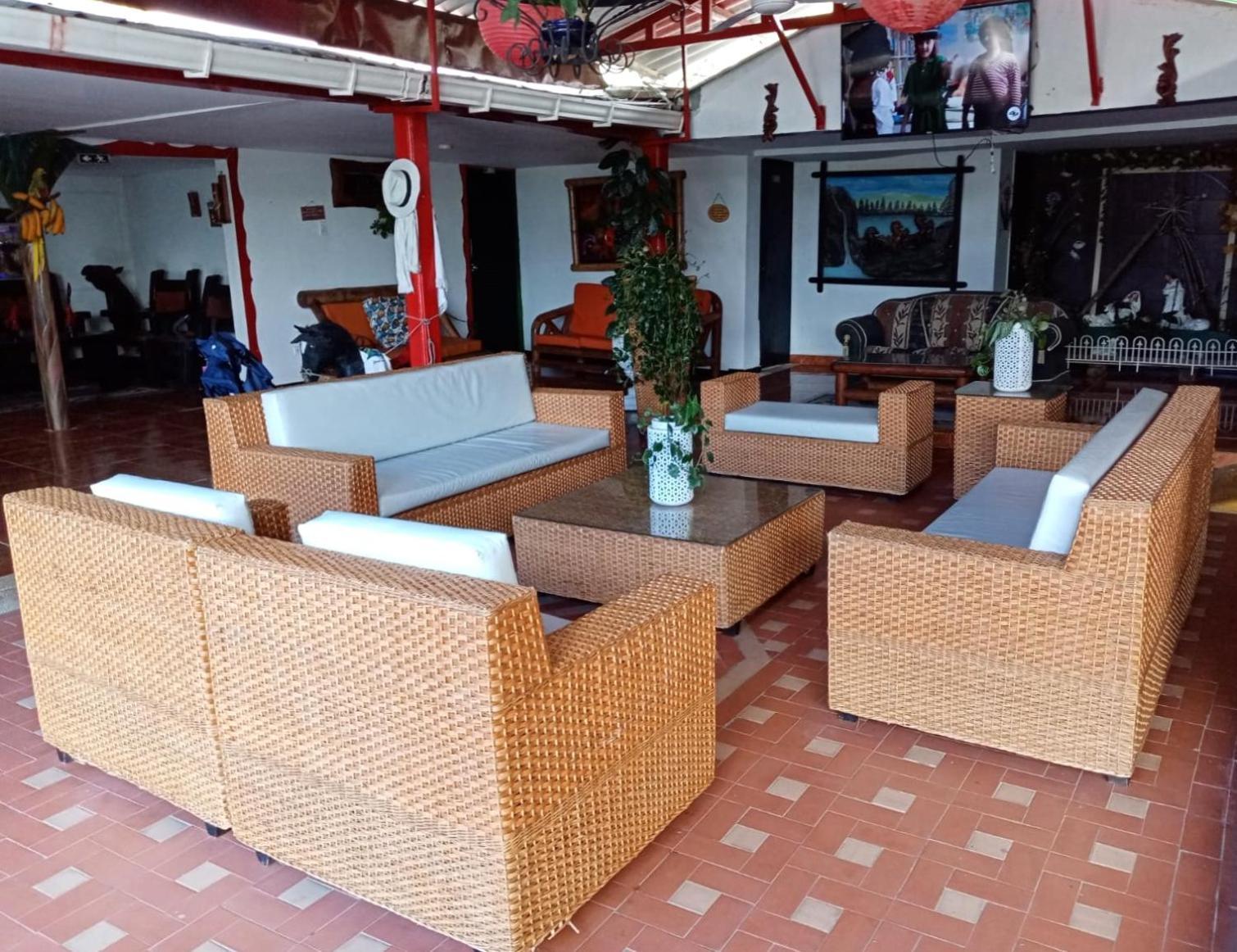Finca El Recreo - El Descanso Монтенегро Экстерьер фото